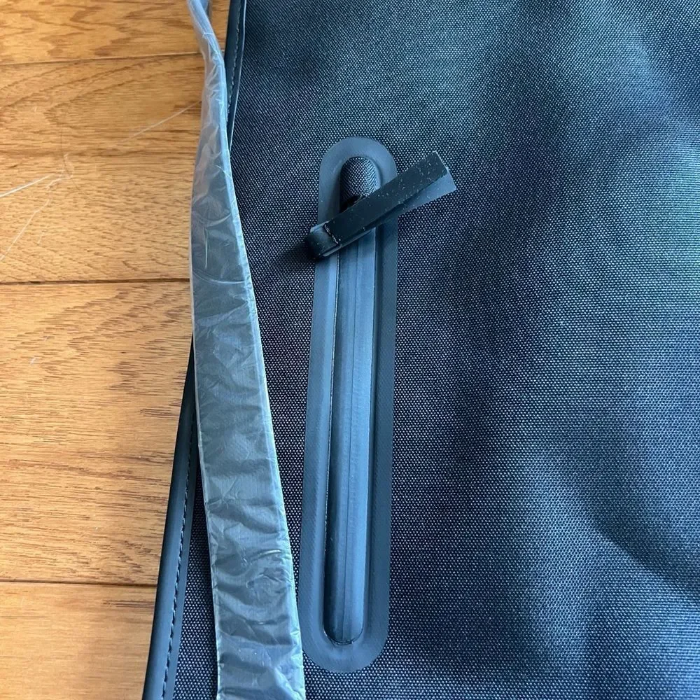 NWT Rains Waterproof Backpack - Picture 7 of 10